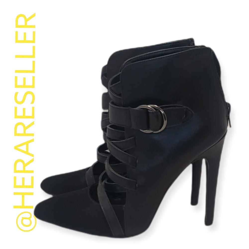 ShoeDazzle Black Size 6 Qupid bootie heels